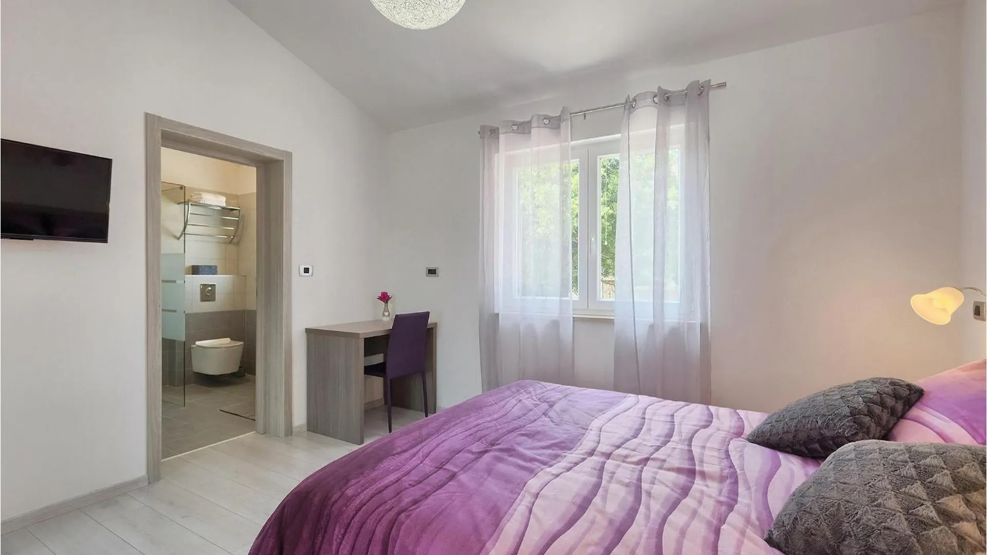בית נופש PUY Villa Nana